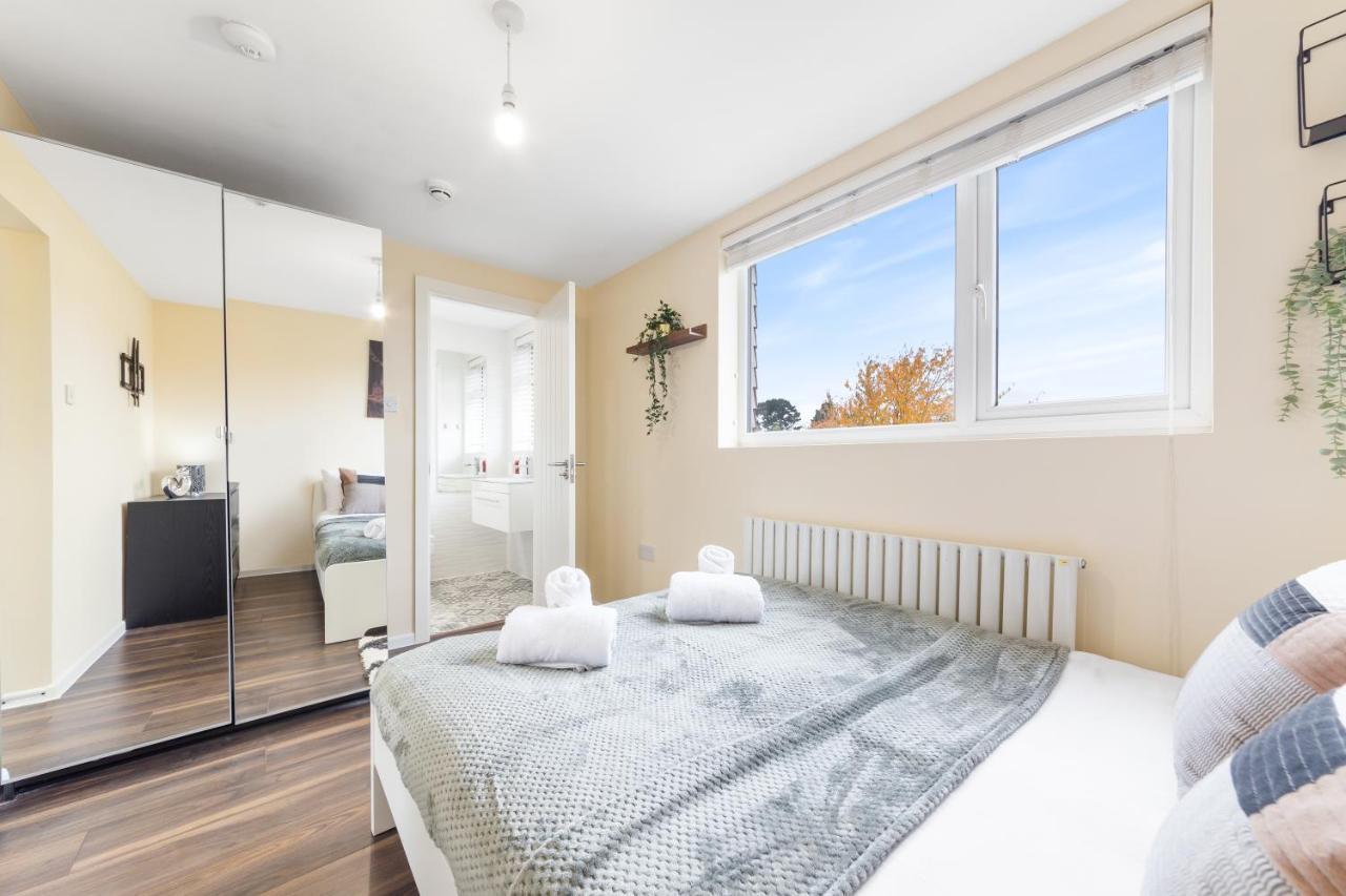 Twickenham Homes Isleworth Extérieur photo
